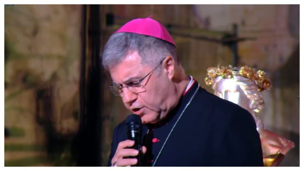 Lorefice: “Colpire una chiesa è gesto esecrabile ma parla di un disagio”