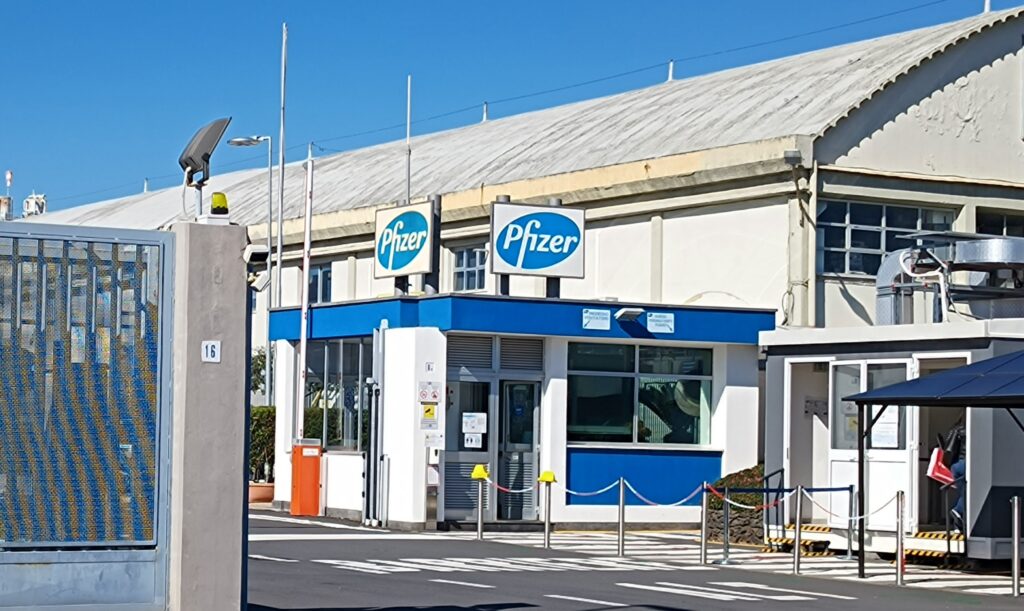 Pfizer, la Uil: “L’azienda non lascerà Catania”