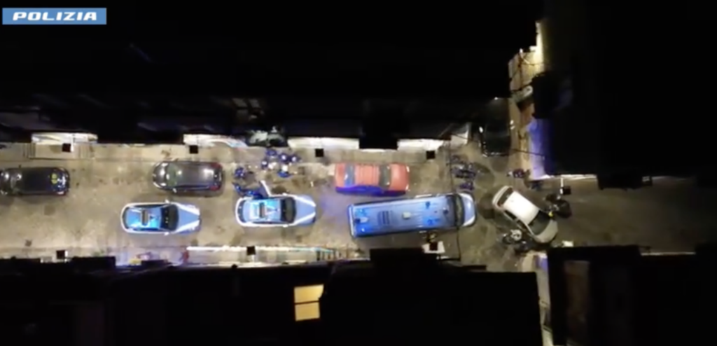 Droga, estorsione, rapina: blitz della polizia a Catania, 36 arresti VIDEO