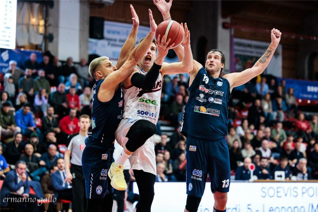 L’Orlandina fa un altro colpo a Legnano e sogna in grande: la vetta è a 2 punti