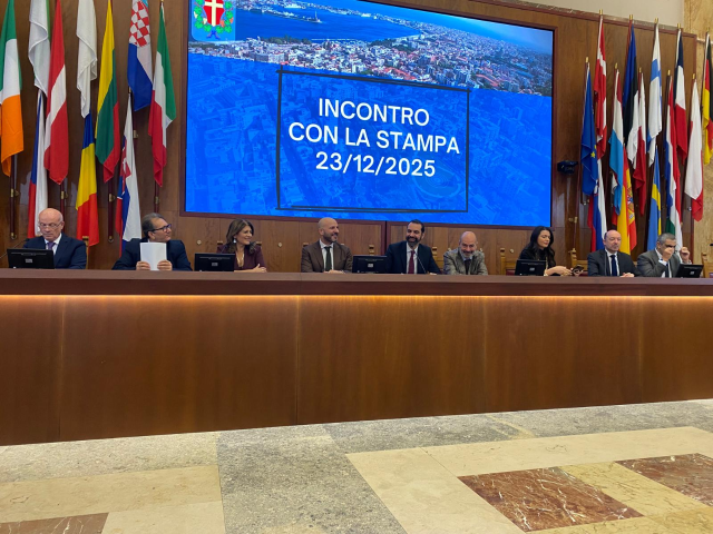 Messina, tradizionale scambio di auguri con la stampa: il Sindaco Basile presenta i risultati del 2025