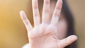 Maltrattamenti e lesioni alla compagna, carabiniere condannato