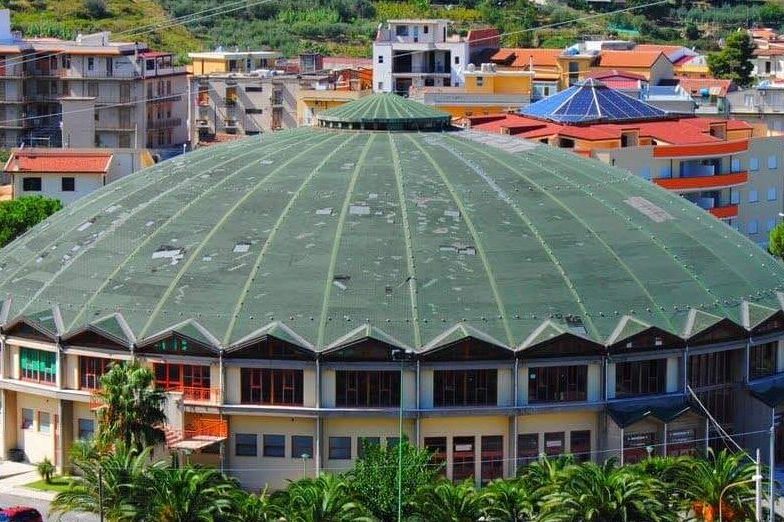 PalAlberti, stanziati 150mila euro per tappare le falle nella copertura