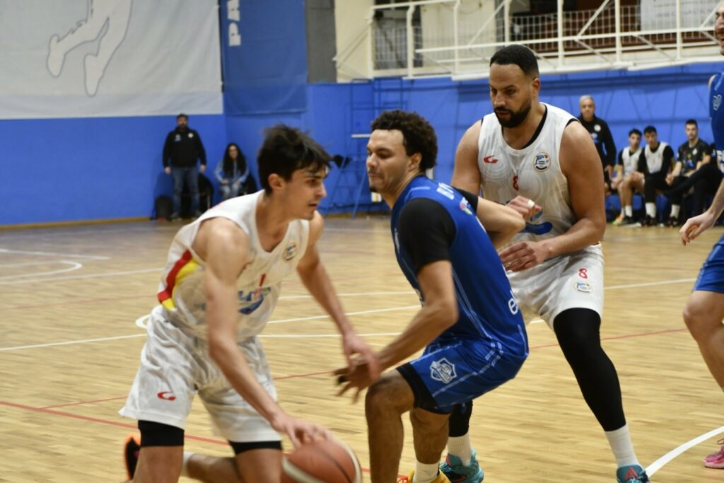 L’Ecojump Messina cade a Matera. Non basta la rimonta nell’ultimo quarto