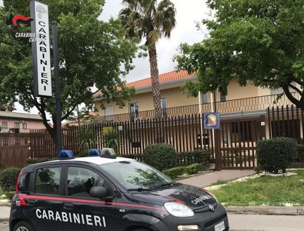 Catania, truffa del finto carabiniere: arrestato 14enne a Nesima