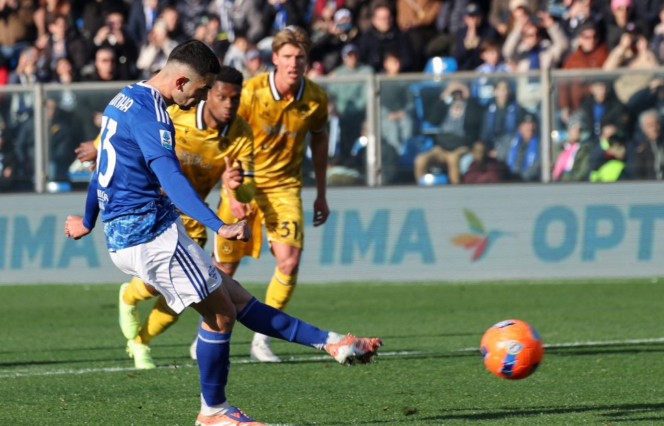 Como-Udinese 1-0, decide Da Cunha su rigore