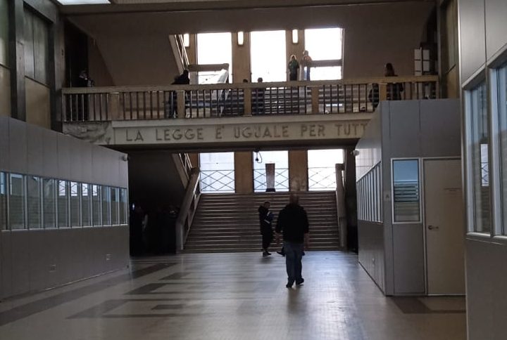 Bambino colpito con un cucchiaio, catanese scarcerato dal gip