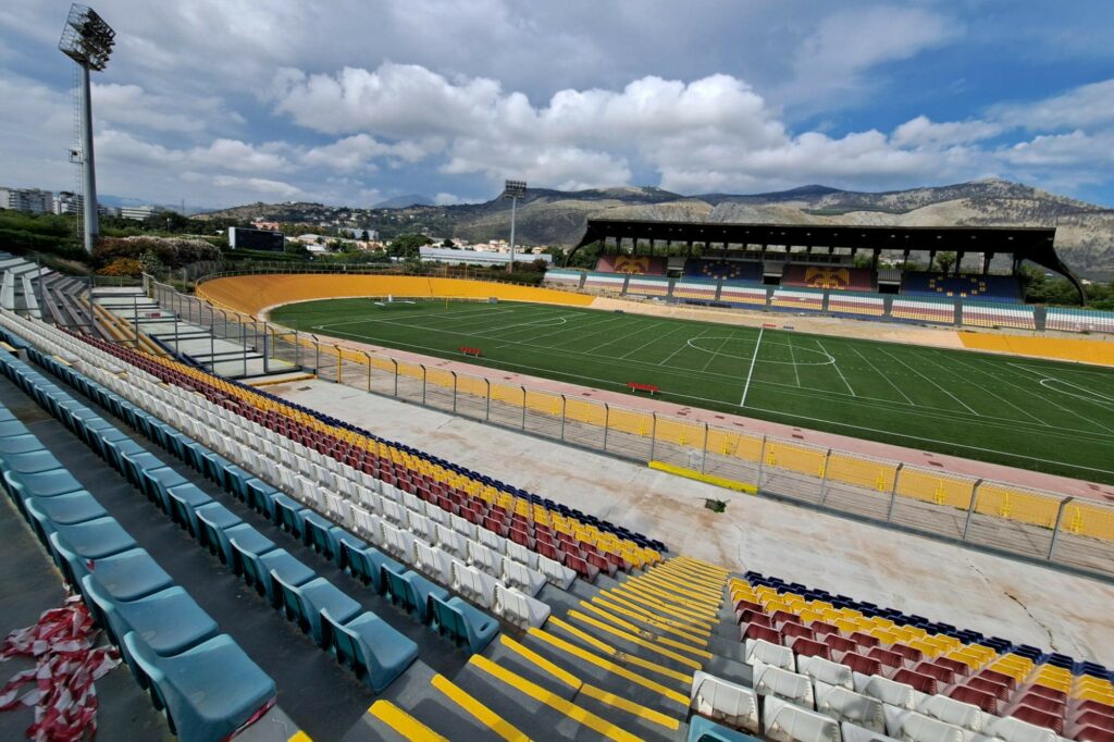 Athletic Palermo, Gradinata agibile per 2.000 spettatori. Messina senza tifosi