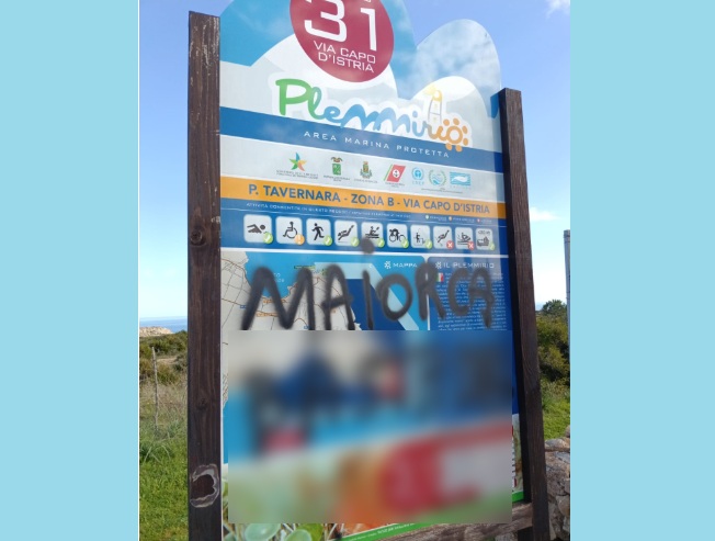 Plemmirio, scritta offensiva su Patrizia Maiorca, Mastriani: “Gesto vile e intimidatorio”