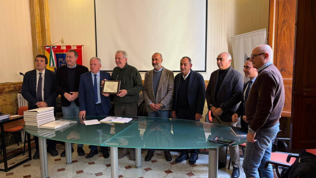 Il sindaco di Lipari è il nuovo coordinatore regionale dell’Associazione nazionale Comuni isole minori