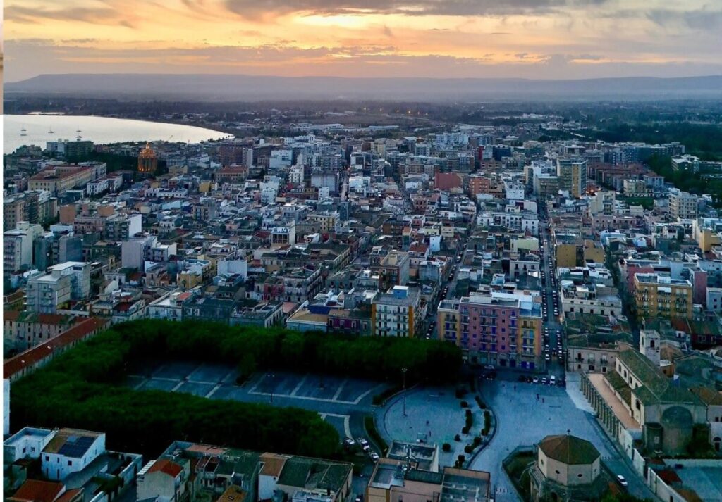 Iscrizione nelle liste di leva, l’atto di routine che ha allarmato le famiglie siracusane