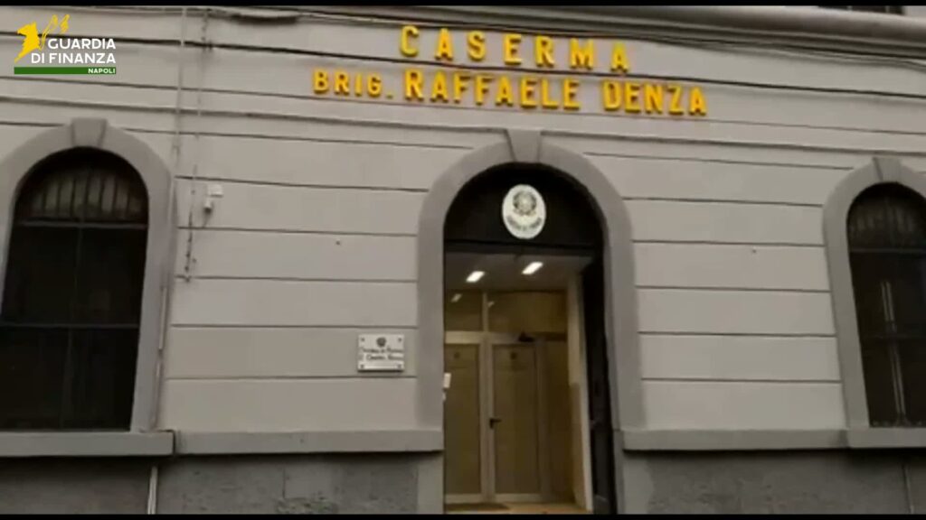 Maxi sequestro a Napoli di farmaci per i centri estetici non autorizzati