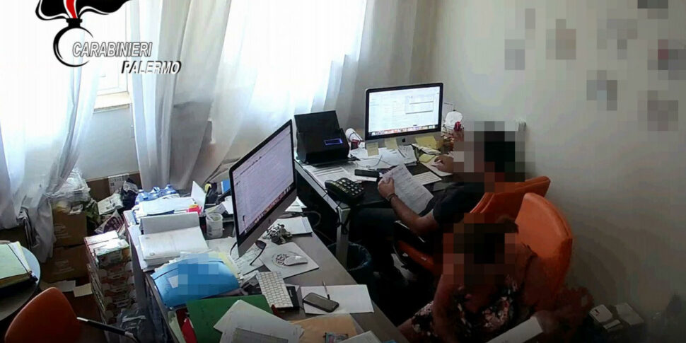 Truffa con i fondi Ue alla scuola Falcone dello Zen, a giudizio 10 tra insegnanti e personale I NOMI