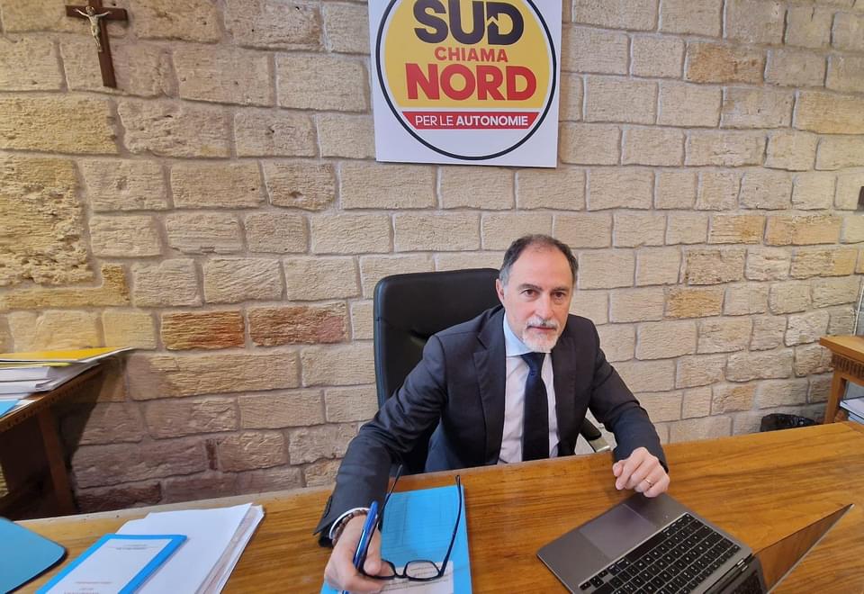 Ast, Lombardo: no all’avviso per le nuove assunzioni, prima gli interinali