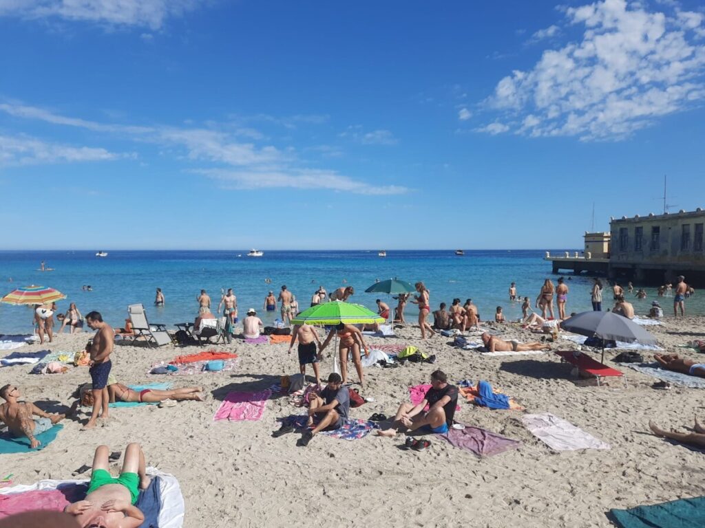 Come sarà l’estate di Mondello? ‘In ballo’ anche il Charleston