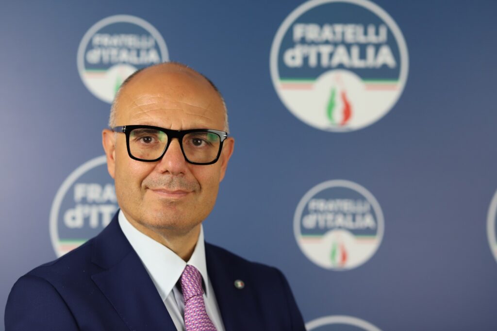 Russo (FdI): “Appuntamenti per spiegare le ragioni del sì”