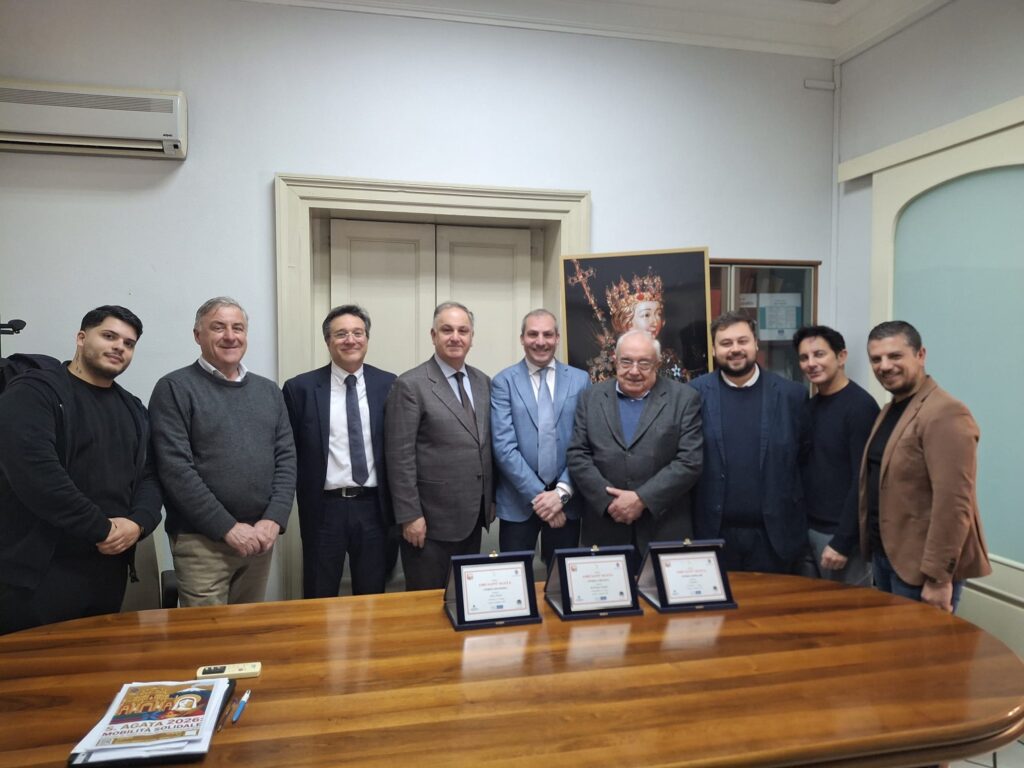Cidec, consegnate le targhe ai vincitori del premio vetrina “Amo Sant’Agata”