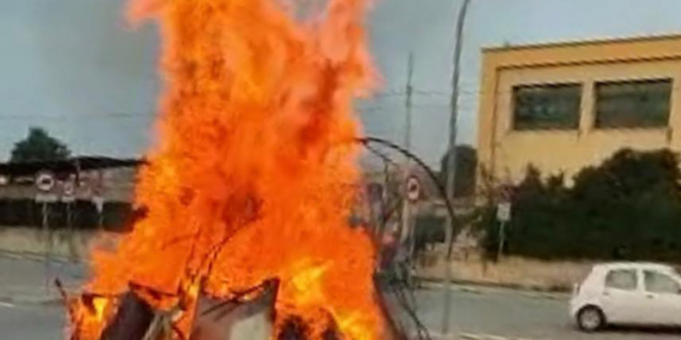 Allerta rossa per le vampe a Palermo, rimossi quintali di legna