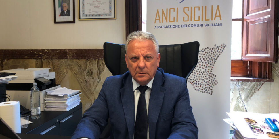 Bocciata la norma sul terzo mandato dei sindaci in Sicilia, le reazioni