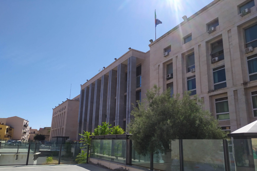 Corruzione nella sanità, chiesto l’arresto di medici e imprenditori