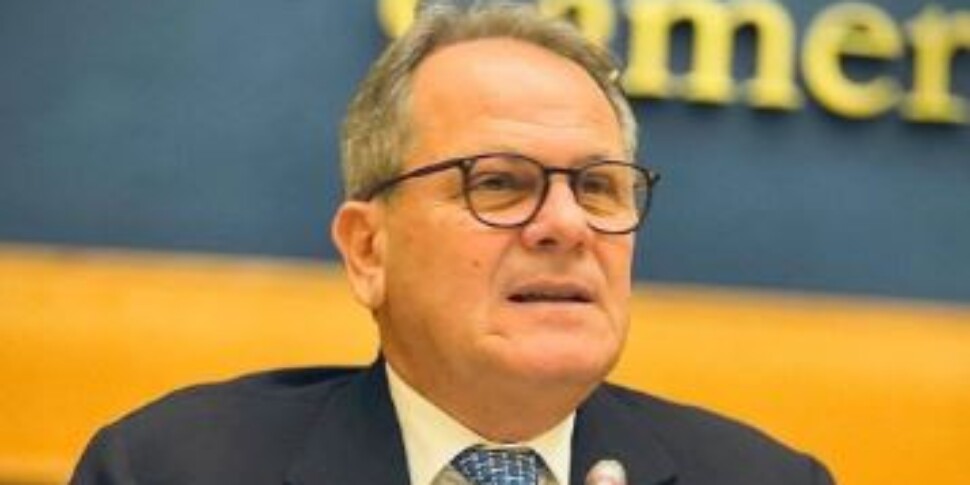 L'inchiesta su sanità e appalti, i giudici di Palermo: «Romano intervenne per un amico imprenditore»