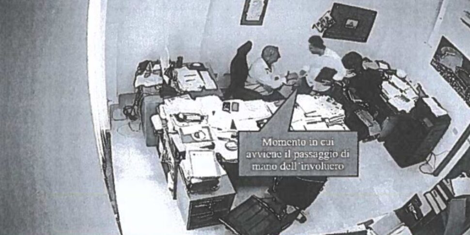 Mafia e corruzione, «Io sono a gestire»: così Teresi inserì Vetro nell’appalto del porto di Selinunte