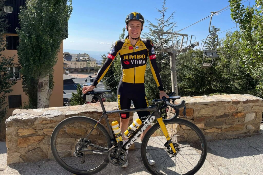 Al via il Giro d’Italia: tutti contro Vingegaard. Caruso unico alfiere siciliano