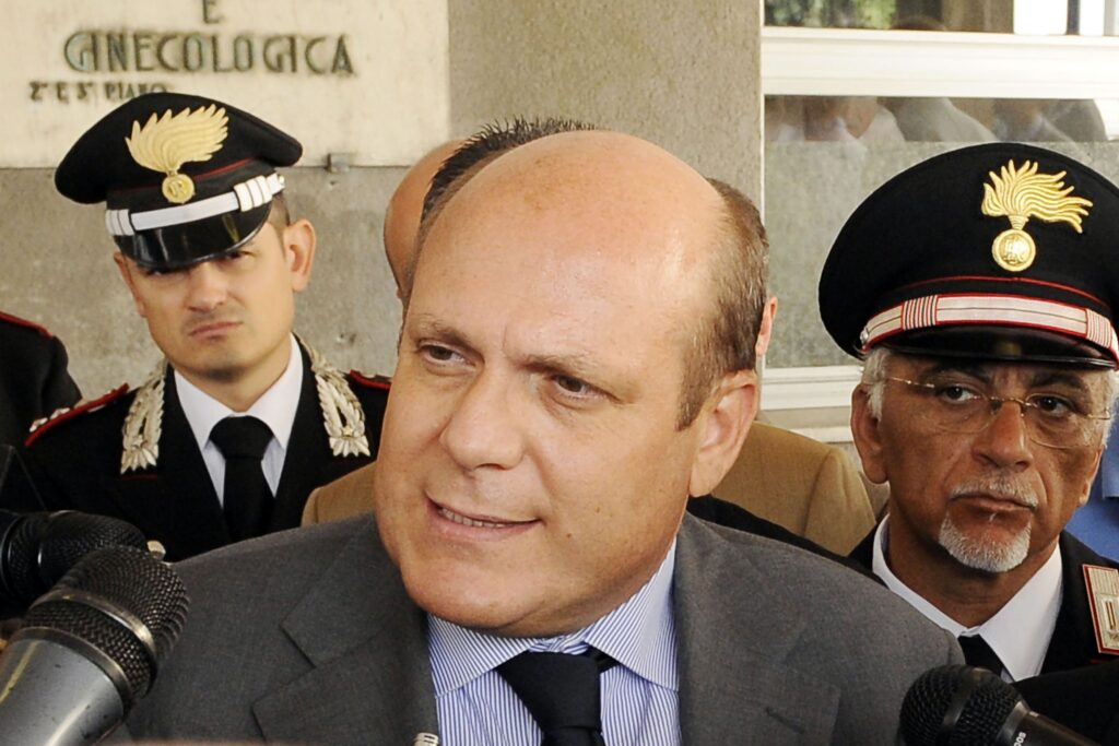 Sanità, Massimo Russo a De Luca: “La mia riforma smontata negli anni”