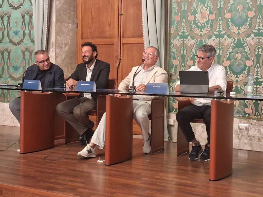 Sbarcadero riqualificato, domenica l’inaugurazione. “Una seconda Marina, con 1.500 mq a verde tra alberi e prato”