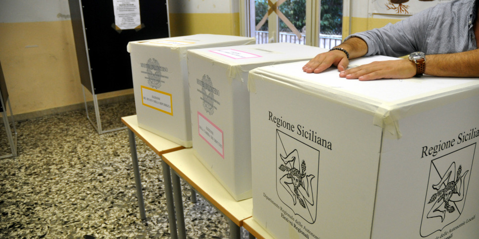 Voto di scambio a Spadafora, la segretaria di seggio spiava il voto dei disabili