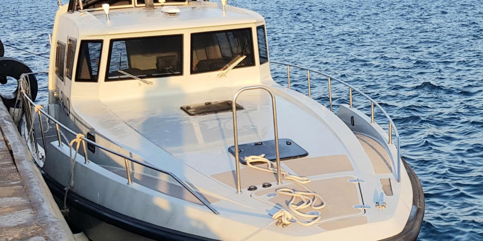 Sfrecciano in mare con gli acquascooter e minacciano i Finanzieri, due arresti a Palermo