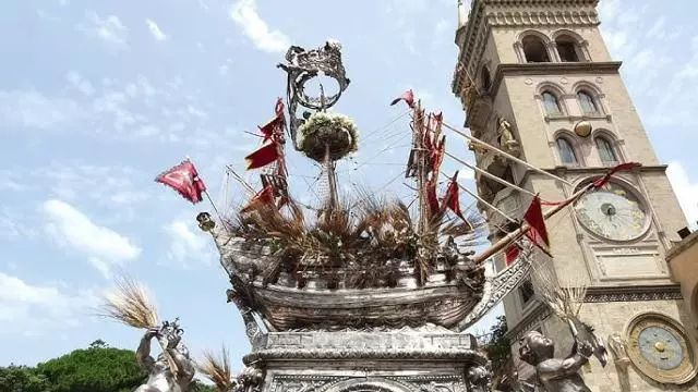 Messina, domenica 7 giugno processione del Corpus Domini e corteo del Vascelluzzo: le modifiche alla viabilità