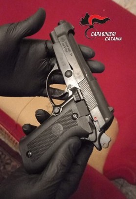 Biancavilla. Lotta alle armi clandestine, i Carabinieri arrestano un 42enne