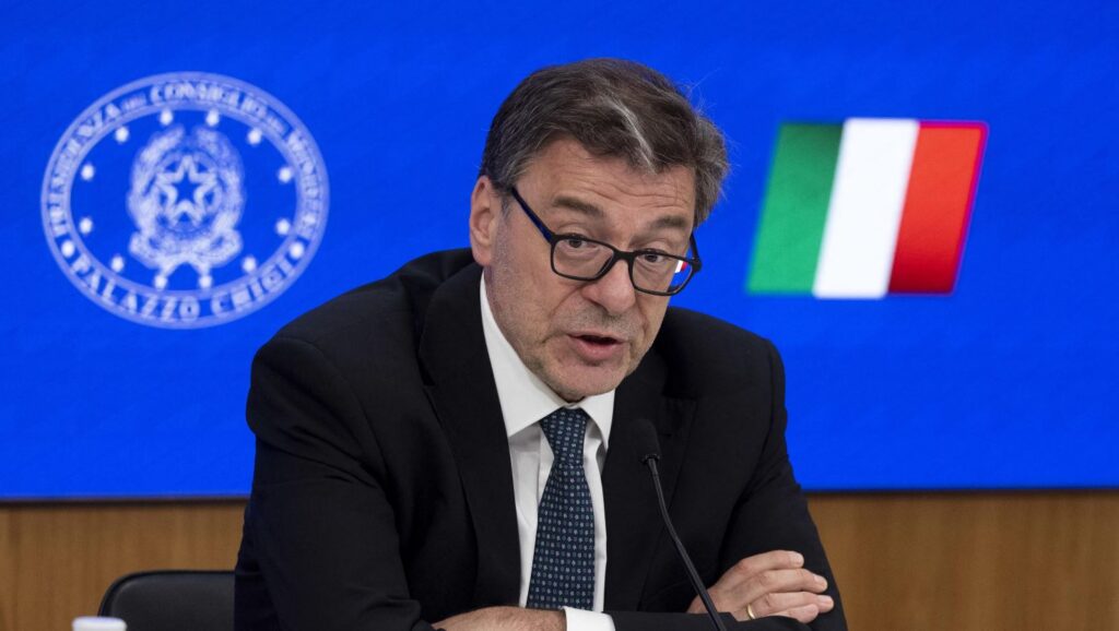 Stangata carburanti, arriva il taglio solo per il diesel: risparmio di 17 centesimi