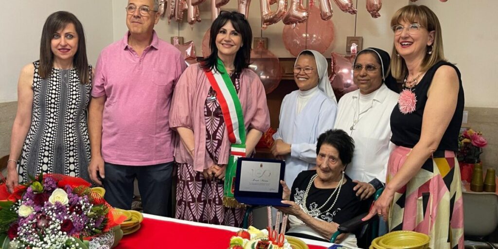 L'abbraccio di Enna a Maria Presti nel giorno dei suoi 100 anni