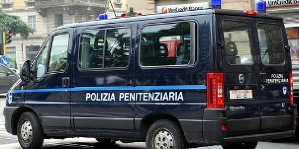 Carcere di Enna, nuova aggressione dopo la rivolta: ferito un agente penitenziario