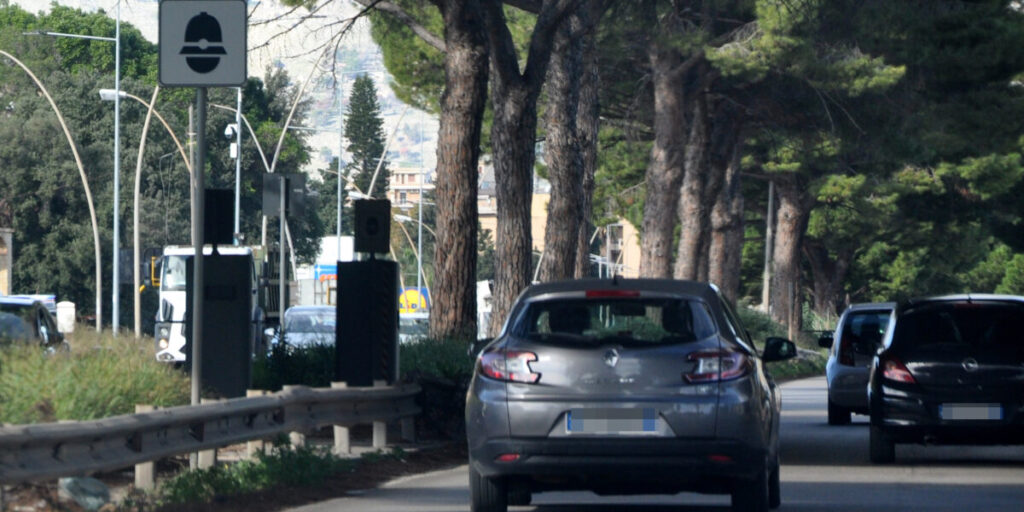 Autovelox a Palermo, oltre 800 multe: La Favorita resta pericolosa