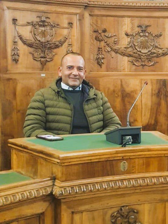 BASILIO MARTINO: “È ORA DI DIRE BASTA, IL RISPETTO PER SERRADIFALCO NON È UN’OPZIONE”