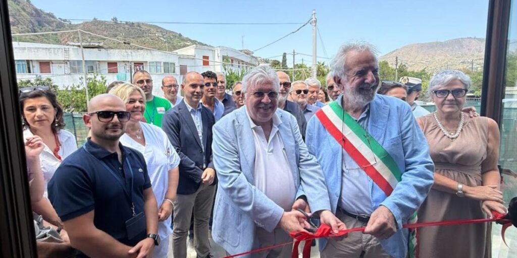 Infiltrazioni d'acqua e danni alla Casa comunità Hub di Lipari