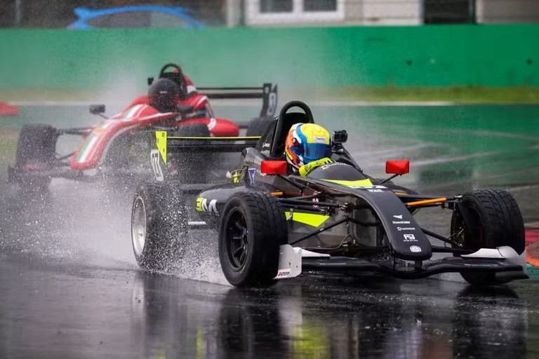 Formula Predator’s, il messinese Andrea Campagna terzo a Monza sul bagnato