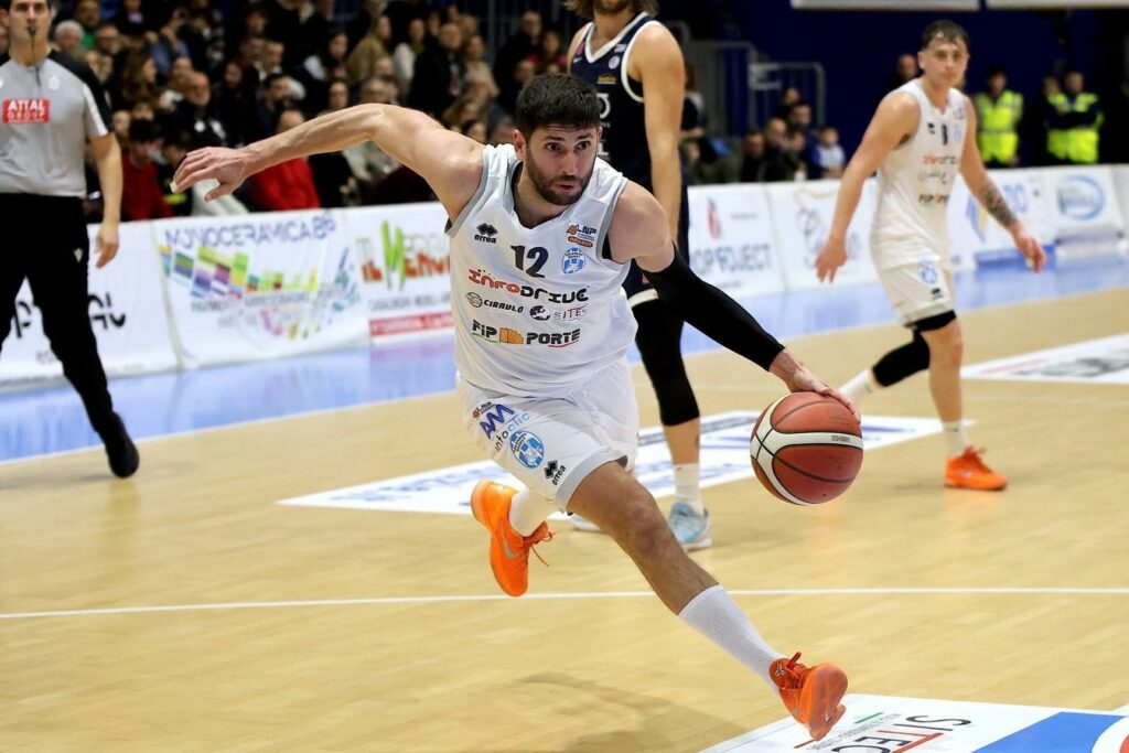 Matteo Palermo aggregato al Barcellona Basket per la preparazione estiva