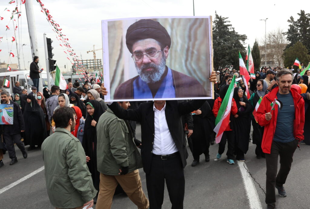 Iran, «La Guida suprema Khamenei è in fin di vita»