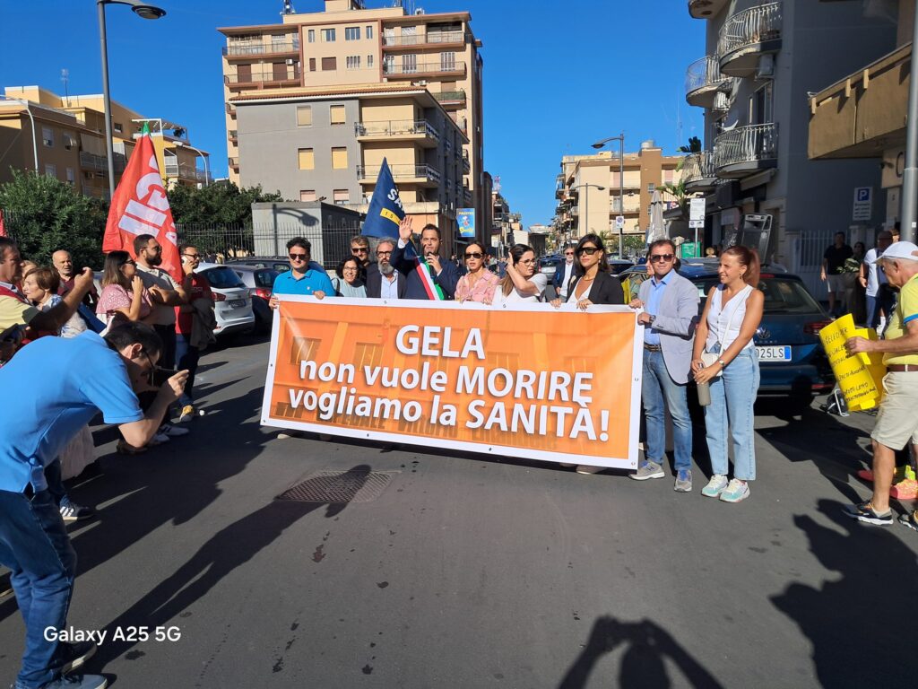 Gela, raccolte oltre 4.000 firme per il diritto a essere curati