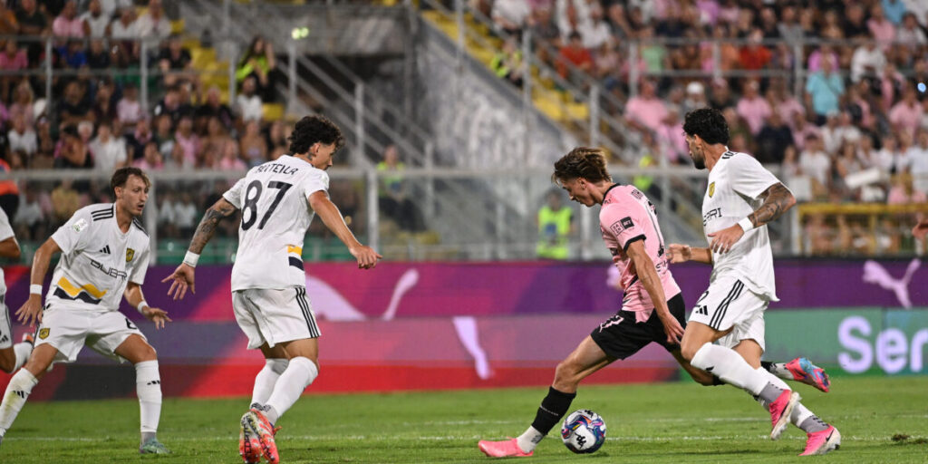 Palermo, prima gioia. Stesa la Juve Stabia