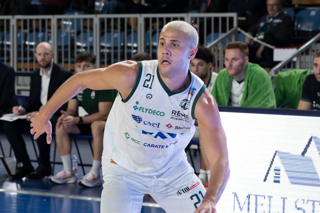 Orlandina Basket, risoluzione consensuale del contratto con Tommaso Rossi