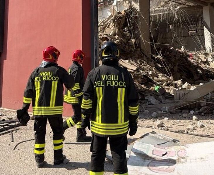 Il capo dei Vigili del Fuoco: nel crollo di Messina impegnate tutte le risorse possibili