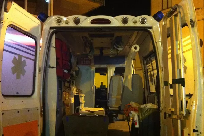 Un bambino di 7 anni cade dal balcone. Ricoverato in gravi condizioni