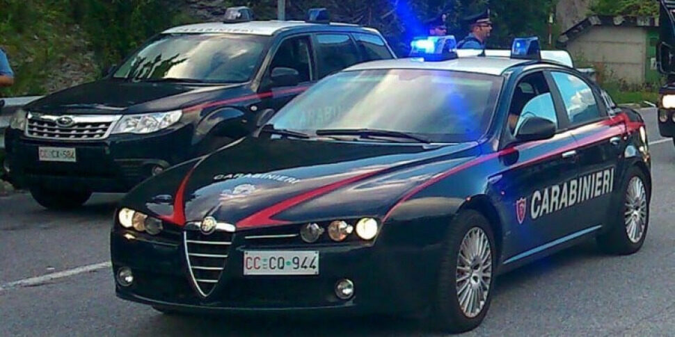 Enna, rapina in casa a un anziano: scattano cinque arresti