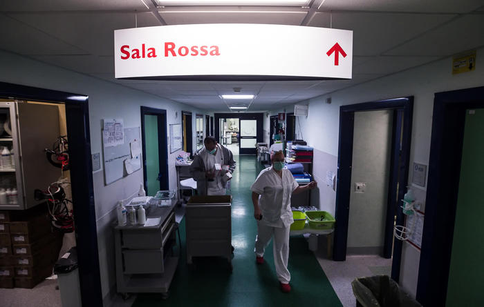 Roma, sedicenne uccide di botte la madre e chiama il 112
