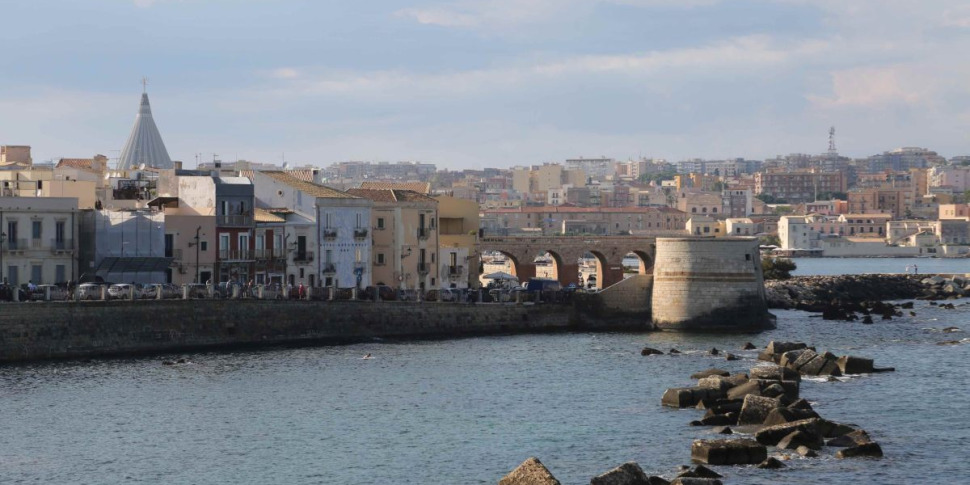 Bombe ai bancomat e sparatorie in città: a Siracusa si riunisce il comitato per la sicurezza